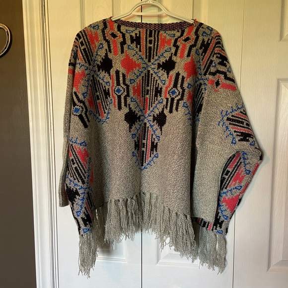 NWOT Sweater - Picture 2 of 4